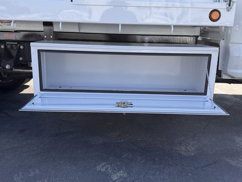 New 2024 Ford F450 XL w/ XL Chrome Package image 12