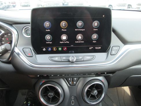Used 2024 Chevrolet Blazer LT w/ Convenience Package FWD image 30