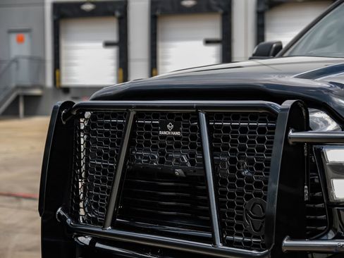 Used 2022 RAM 3500 Laramie w/ Night Edition image 31