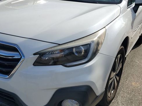 Used 2018 Subaru Outback 2.5i Limited image 4