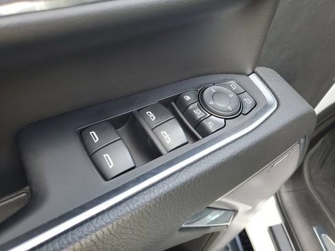 Used 2024 GMC Sierra 3500 Denali w/ Denali Reserve Package AWD/4WD image 9