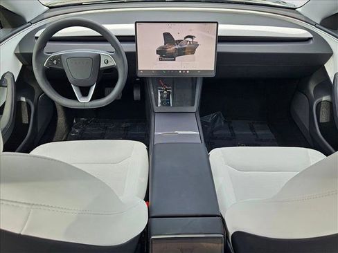 Used 2025 Tesla Model 3 Long Range RWD image 19