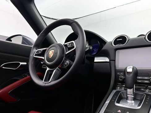 Certified 2025 Porsche 718 Boxster S RWD image 14