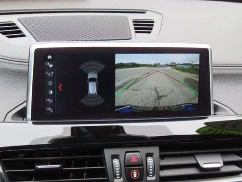 Used 2021 BMW X2 xDrive28i AWD/4WD image 7