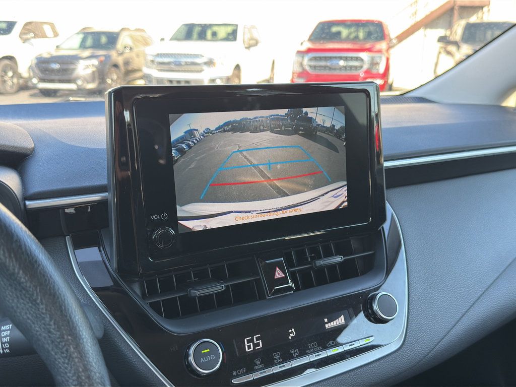 Used 2024 Toyota Corolla LE FWD image 16
