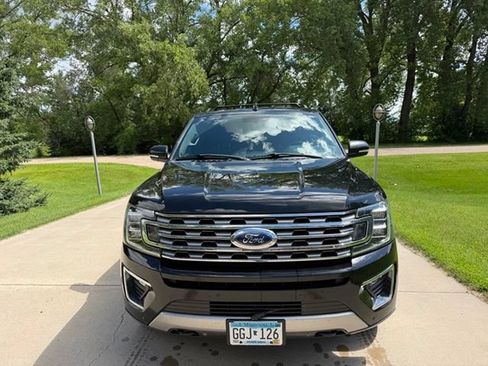 Used 2018 Ford Expedition Max Limited AWD/4WD image 2