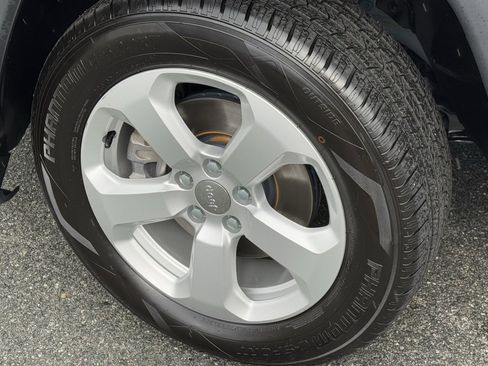 Used 2018 Jeep Compass Latitude w/ Popular Equipment Group image 31