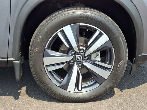 Certified 2023 Nissan Rogue SL AWD/4WD image 9