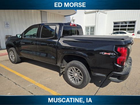Used 2023 Chevrolet Colorado LT w/ LT Convenience Package II AWD/4WD image 4