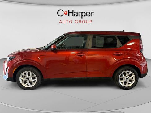 Used 2025 Kia Soul S FWD image 6