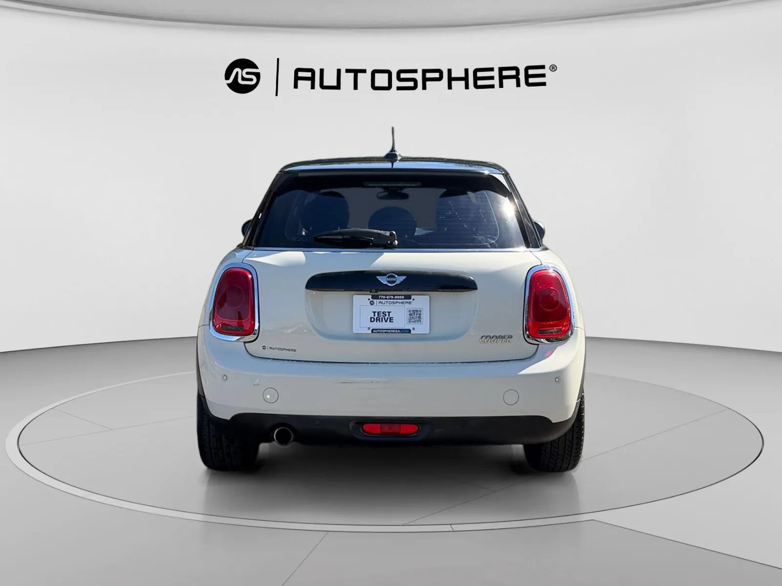 Used 2016 MINI Cooper 4-Door Hardtop w/ Media Package FWD image 7
