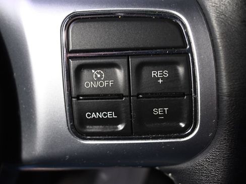 Used 2017 Jeep Wrangler Unlimited Rubicon w/ Max Tow Package AWD/4WD image 32