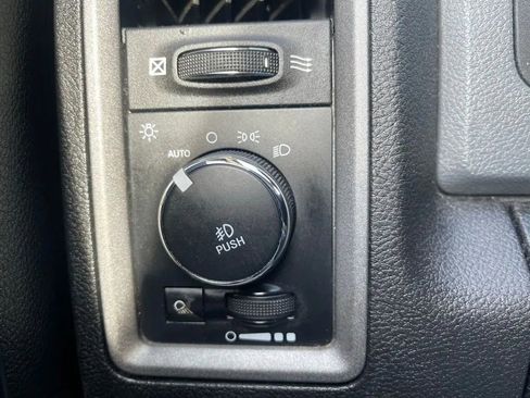 Used 2019 RAM 1500 Express w/ Express Value Package image 26