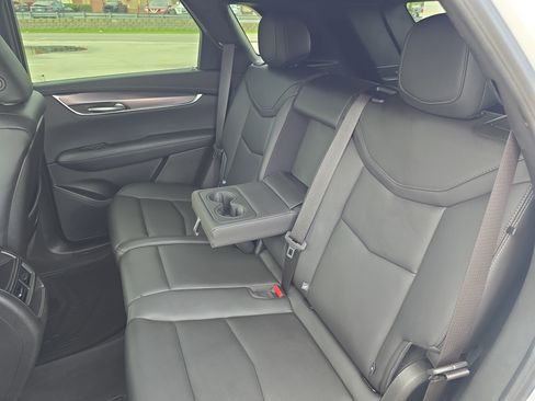 Used 2023 Cadillac XT5 Luxury AWD/4WD image 13