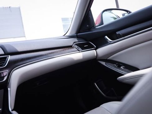 Used 2018 Honda Accord EX-L image 22