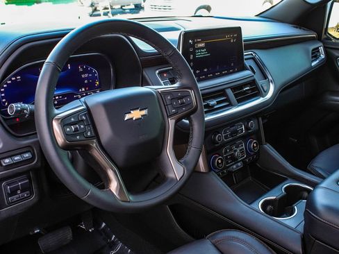Used 2023 Chevrolet Tahoe High Country AWD/4WD image 15