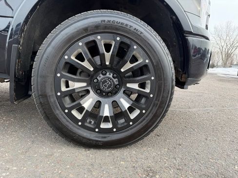 Used 2019 Ford F150 Lariat w/ Equipment Group 502A Luxury image 18