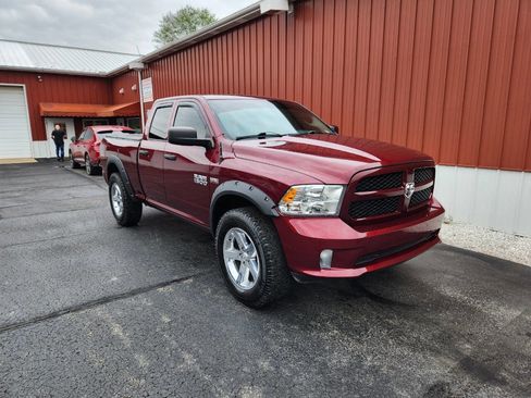 Used 2016 RAM 1500 Express AWD/4WD image 10