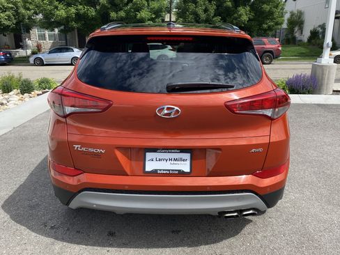 Used 2017 Hyundai Tucson Value AWD/4WD image 5