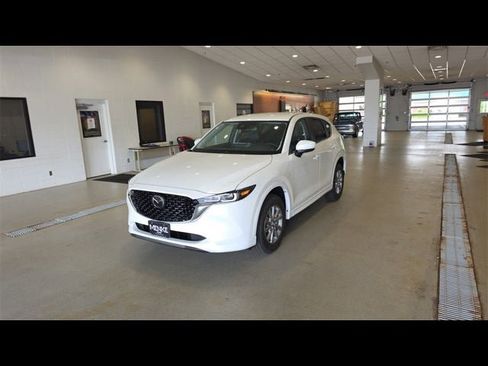 New 2025 MAZDA CX-5 AWD 2.5 S w/ Preferred Package image 31