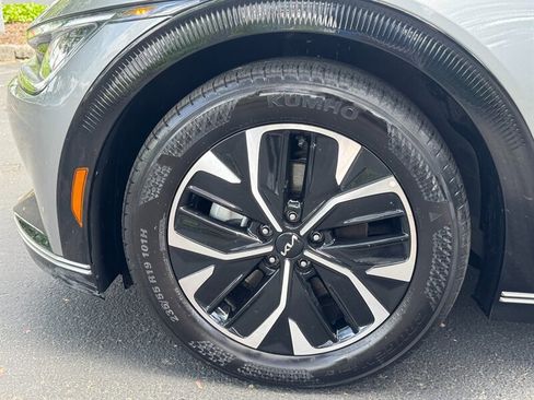 Used 2024 Kia EV6 Wind AWD/4WD image 18