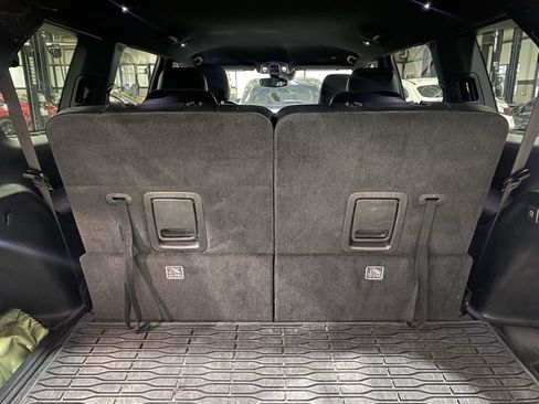 Used 2021 Jeep Grand Cherokee L Laredo RWD image 22