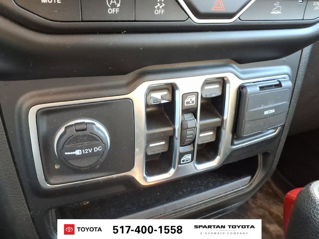 Used 2021 Jeep Wrangler Unlimited Sport AWD/4WD image 22