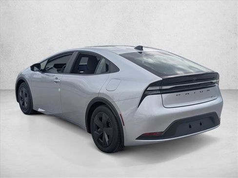New 2026 Toyota Prius Plug-In Hybrid FWD image 9
