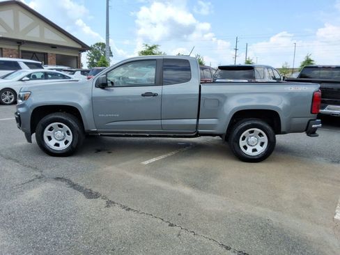 Certified 2022 Chevrolet Colorado W/T w/ WT Convenience Package AWD/4WD image 8