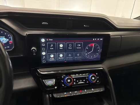 Used 2022 GMC Sierra 1500 AT4 w/ AT4 Preferred Package AWD/4WD image 16