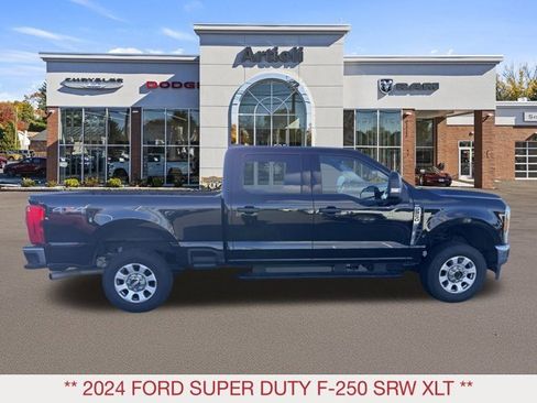 Used 2024 Ford F250 XLT w/ Snow Plow Prep Package image 7
