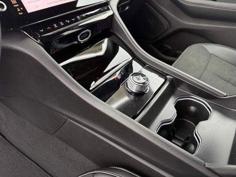 New 2026 Jeep Grand Cherokee Altitude image 23