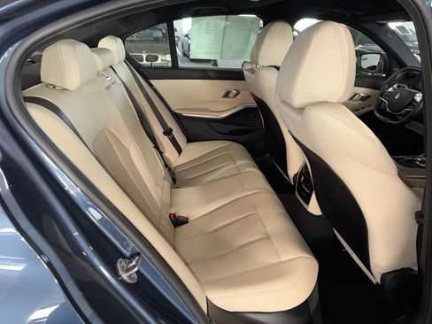 Certified 2025 BMW 330i Sedan w/ Convenience Package image 12