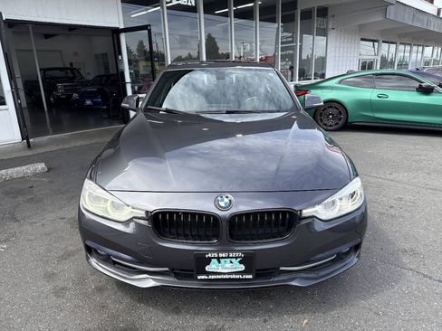 Used 2016 BMW 328i Sedan RWD image 9
