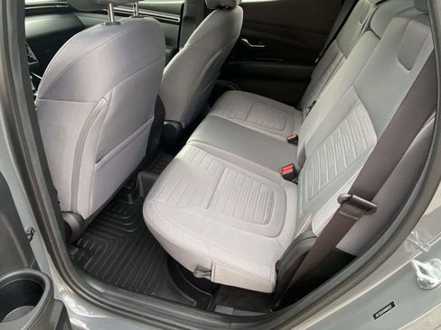 Used 2022 Hyundai Santa Cruz SEL Premium image 8