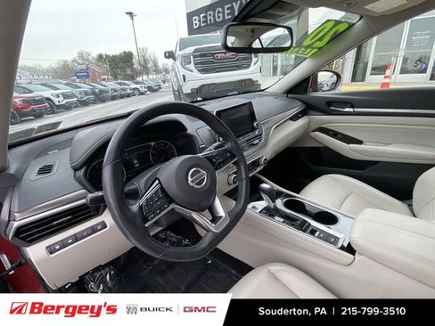 Used 2020 Nissan Altima 2.5 Platinum image 12