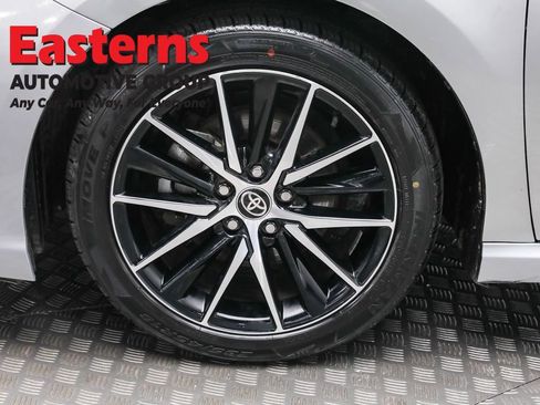 Used 2023 Toyota Camry SE image 30