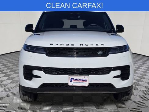 Used 2025 Land Rover Range Rover Sport SE image 2