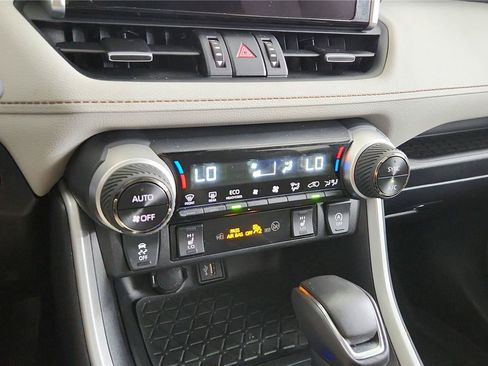 Used 2025 Toyota RAV4 XLE Premium w/ Weather Package AWD/4WD image 34