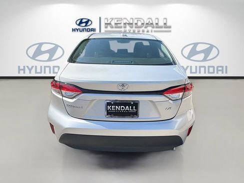 Used 2023 Toyota Corolla LE FWD image 5