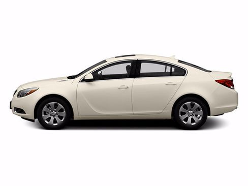 Used 2013 Buick Regal Premium FWD image 6