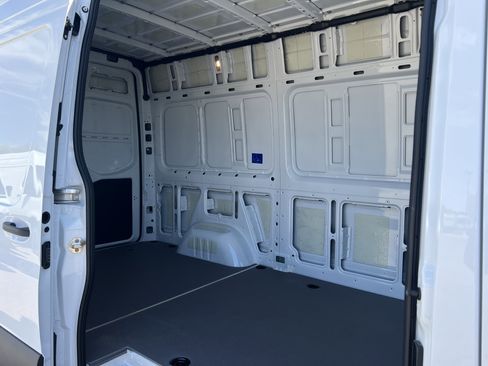 New 2025 Mercedes-Benz Sprinter 2500 image 19