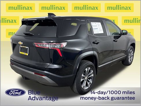 Used 2025 Chevrolet Equinox LT w/ Safety and Technology Package FWD image 4