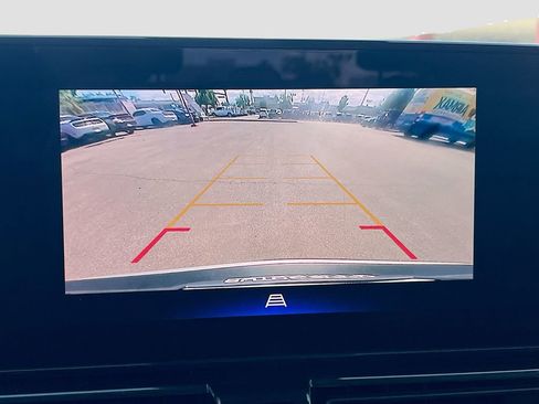 Used 2024 Chevrolet TrailBlazer LT w/ LT Cold Weather Package FWD image 13