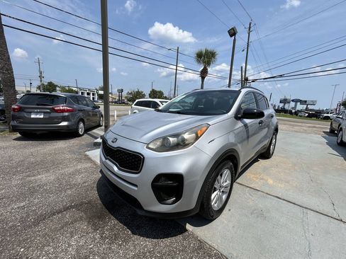 Used 2017 Kia Sportage LX w/ LX Popular Package FWD image 5