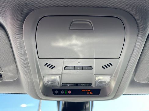 Used 2024 Chevrolet Blazer LT w/ Convenience Package FWD image 27