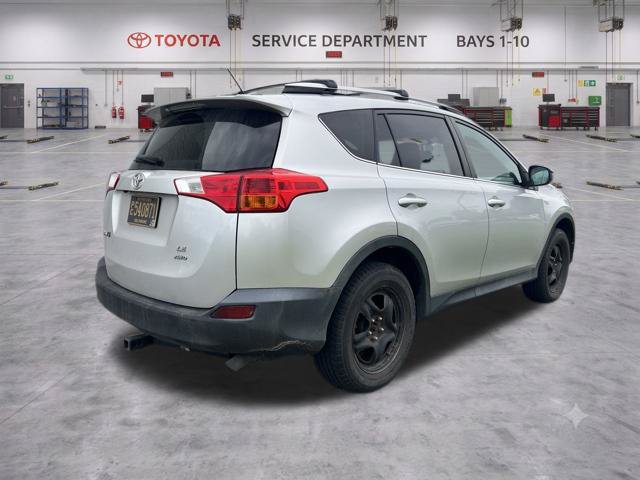 Used 2013 Toyota RAV4 LE AWD/4WD image 10