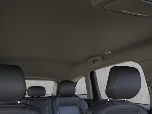 New 2026 Lincoln Nautilus Premier AWD/4WD image 22
