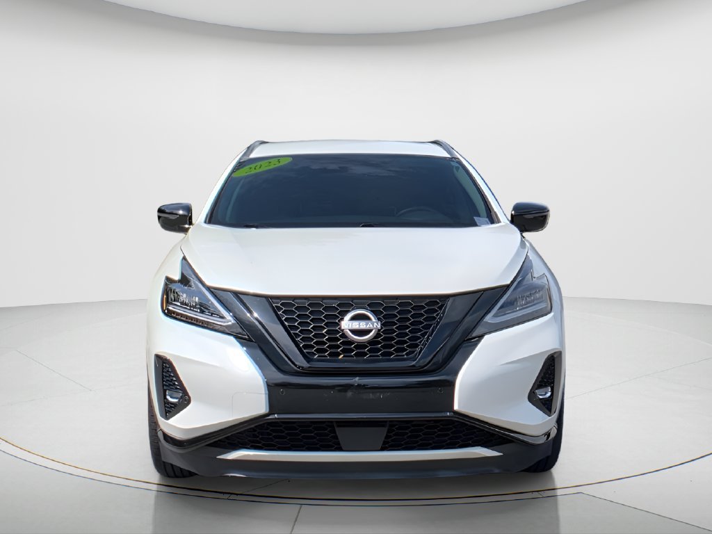Used 2023 Nissan Murano SV w/ SV Midnight Edition Package FWD image 2