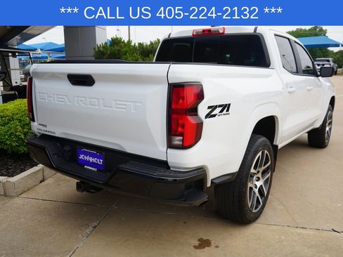 Used 2024 Chevrolet Colorado Z71 w/ Z71 Convenience Package 2 AWD/4WD image 11